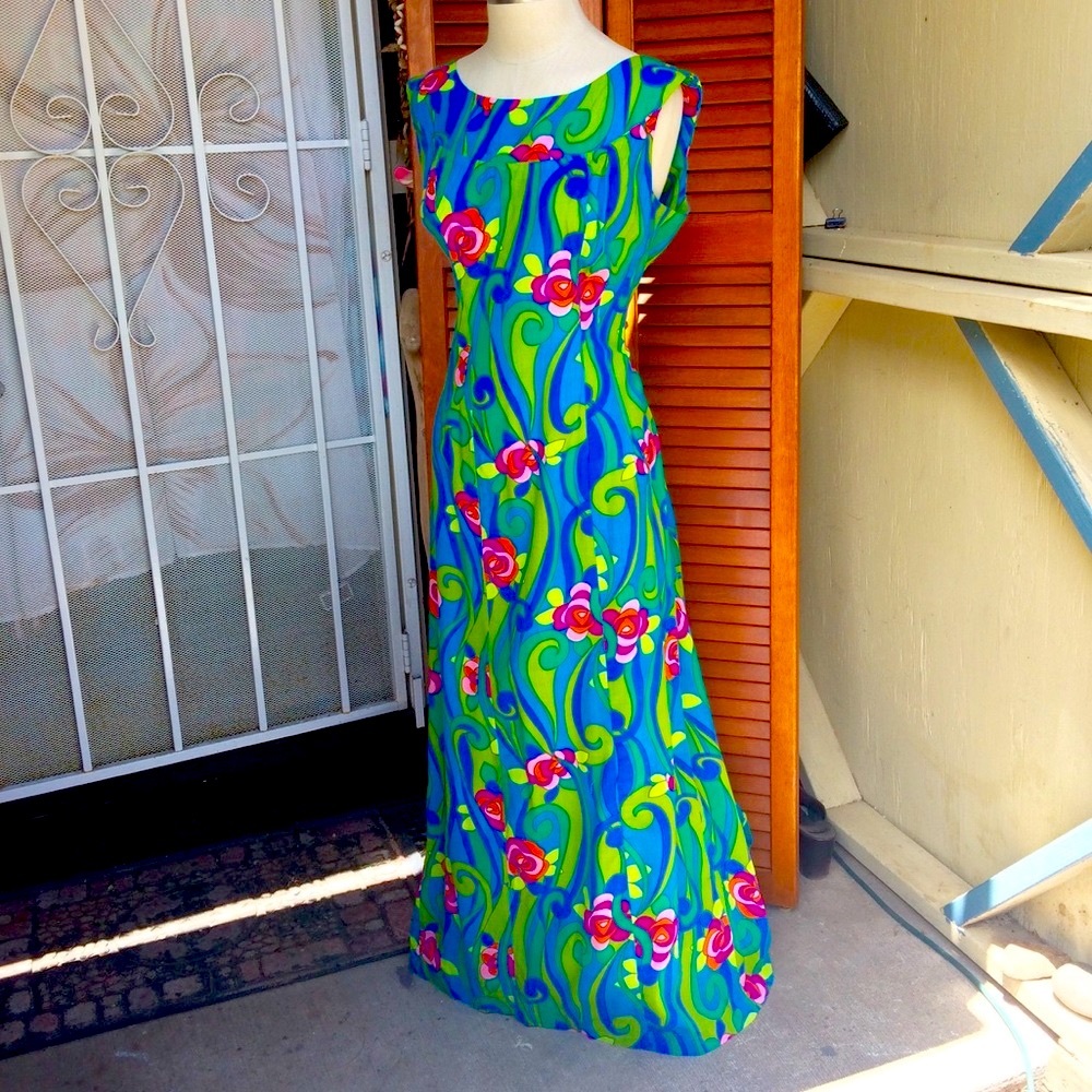 MY FAVORITE!! 🥰 Vintage Waterfall train gown